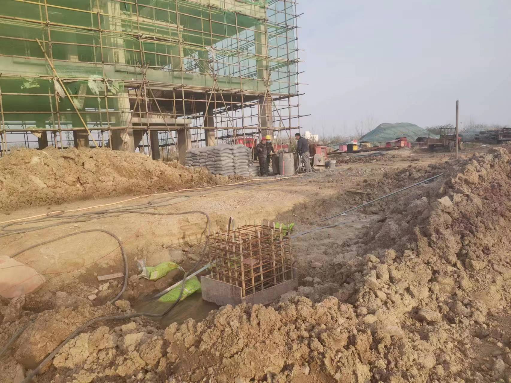 陆河当桥梁出现裂缝的时候应该及时加固修补